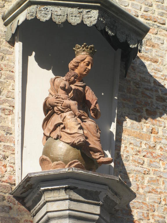 Kathedraallogies Drie Koningen Antwerp Luaran gambar